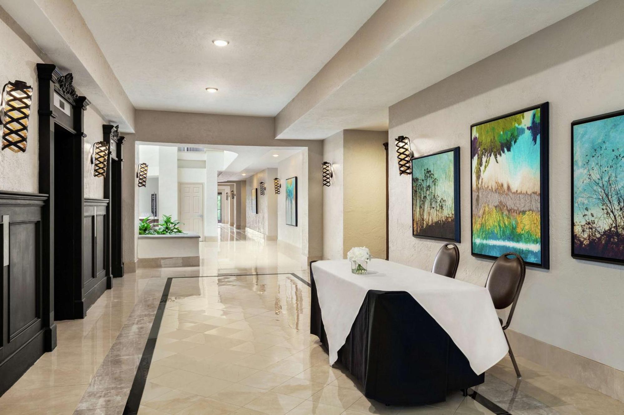 Embassy Suites By Hilton Santa Ana Orange County Airport Bagian luar foto