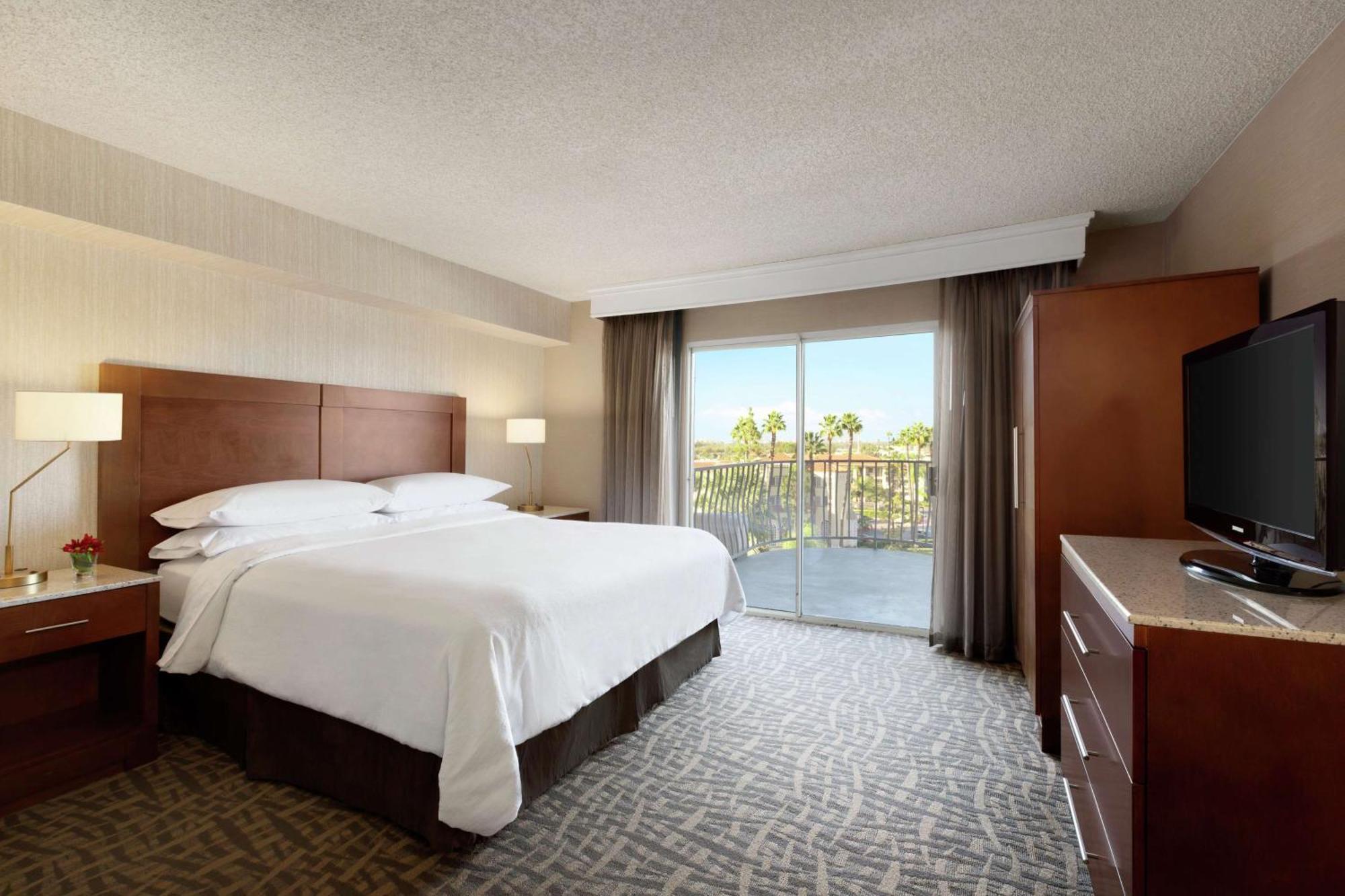 Embassy Suites By Hilton Santa Ana Orange County Airport Bagian luar foto