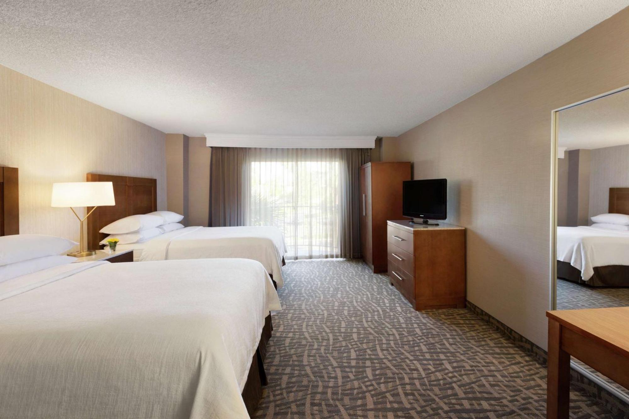 Embassy Suites By Hilton Santa Ana Orange County Airport Bagian luar foto