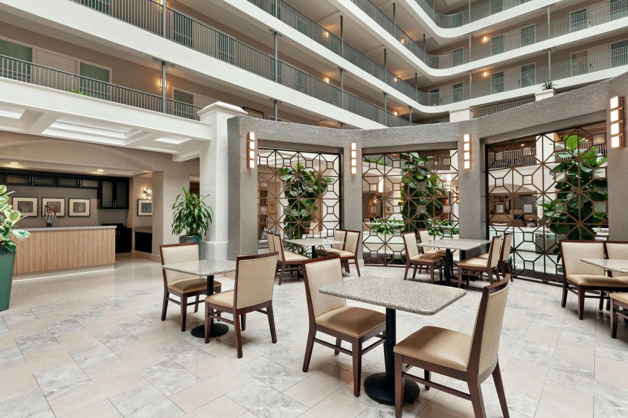 Embassy Suites By Hilton Santa Ana Orange County Airport Bagian luar foto