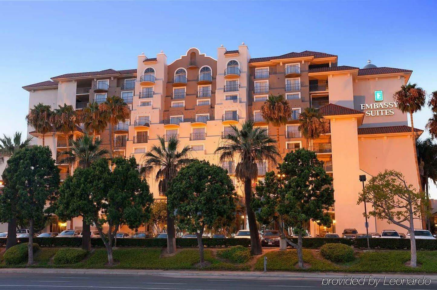Embassy Suites By Hilton Santa Ana Orange County Airport Bagian luar foto